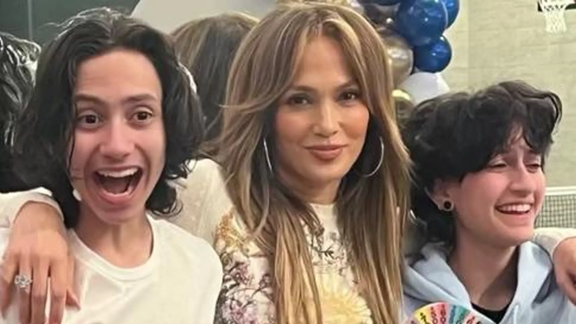 Jennifer Lopez emotional: Ihre Zwillinge ziehen bald aus