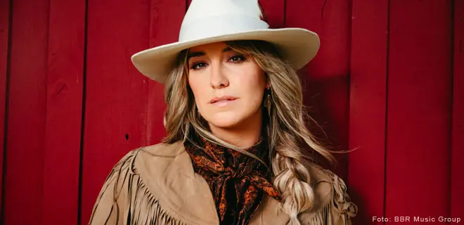 Lainey Wilson